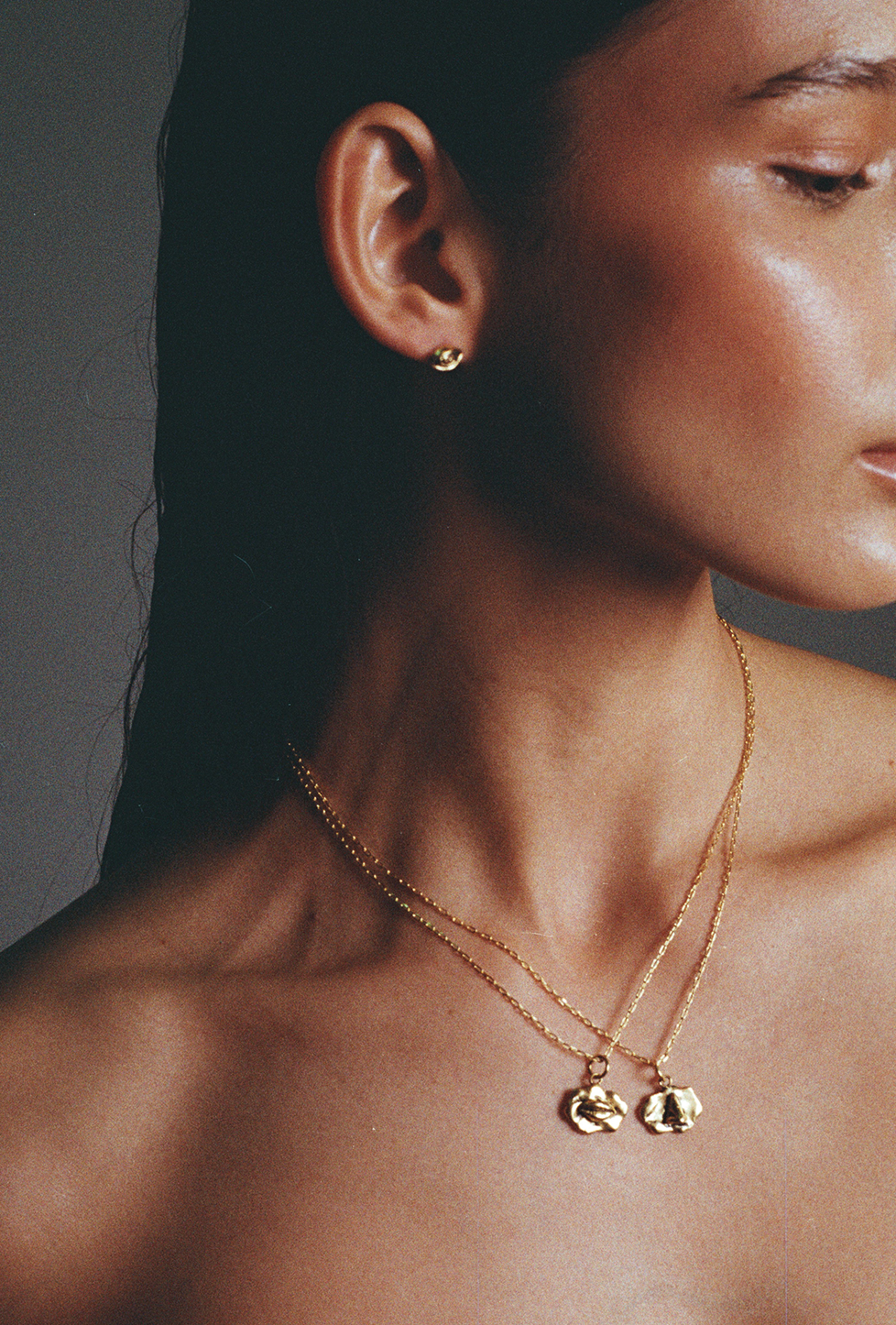 Chain With Surreal Pendant I Eye, Nose or Mouth