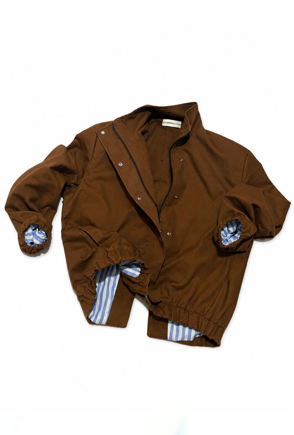 Chamarra de gabardina, chamarra de algodón, chamarra con cierre, chamarra con botones de presión, hecho a mano, hecho en México, chamarra con solapa de saco en espalda, chamarra para mujer, chamarra color tabaco, chamarra con hombreras