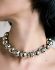 Collar de esferas caladas, caras, hecho a mano, marca mexicana, aleación de latón, collar grande, summer sale, hot sale, regalo de cumpleaños para mujer, regalo de aniversario para mujer, descuentos, 25% de descuento, meses sin intereses.